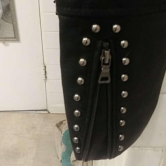 Jacket - Picture 2 of 8